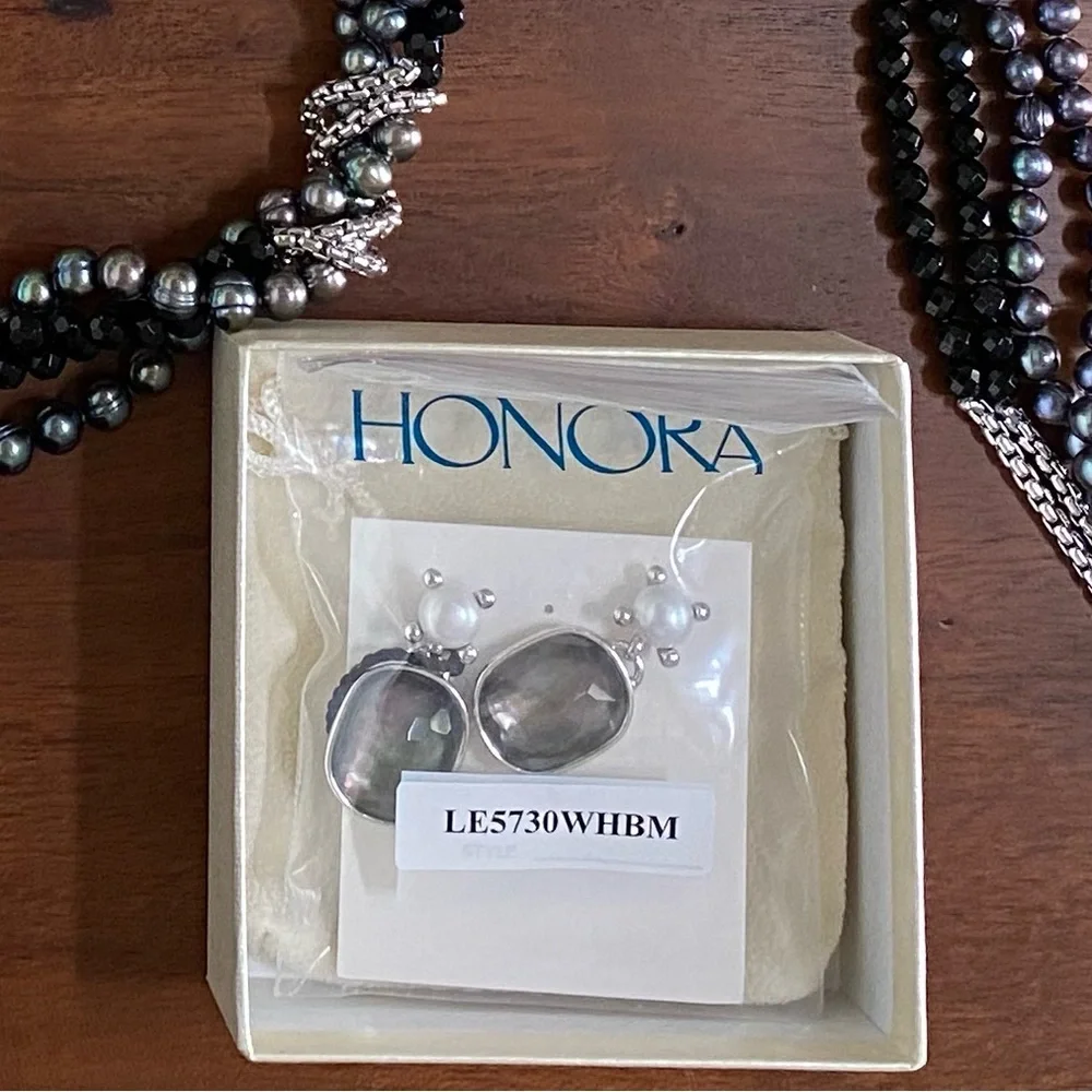 Honora Pearl Earrings - Picture 1 of 2